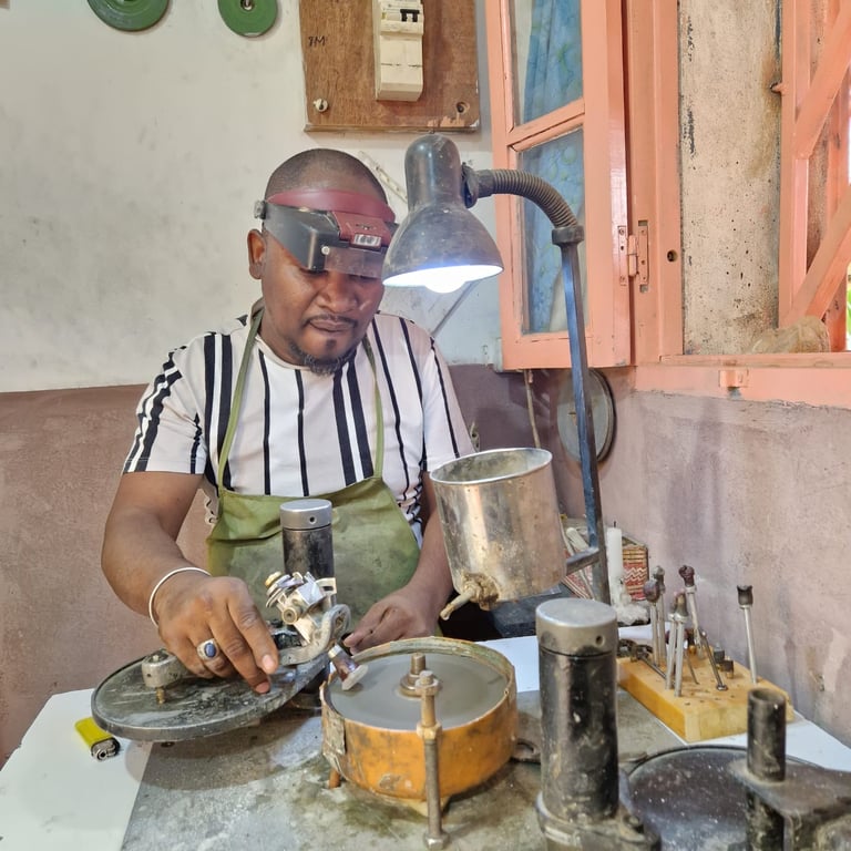 Tahiry working in his workshop in Antananarivo