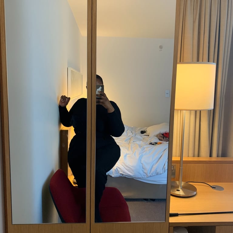 Sable Gold Hotel roleplay escort Luxmebourg