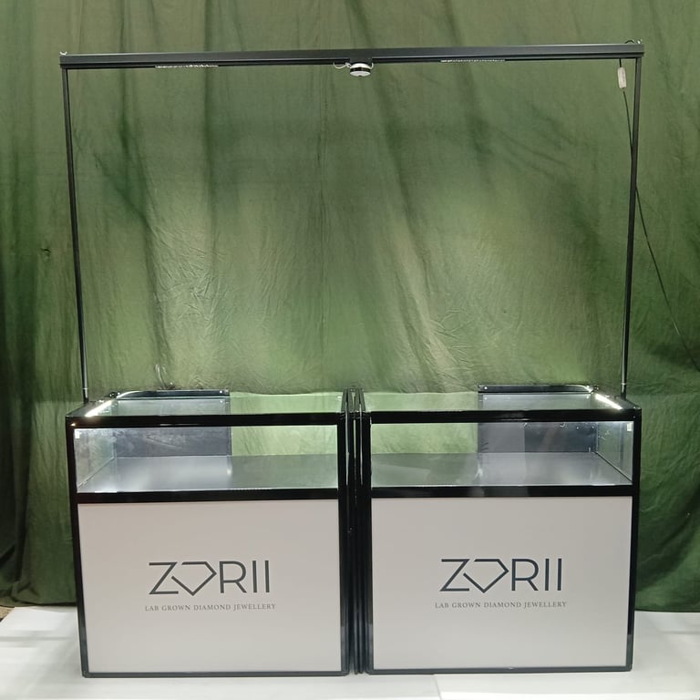 Two counter Track light