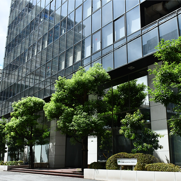 Osaka Hospitality Academy - Wedding & Hotel Service - Senmon Gakko
