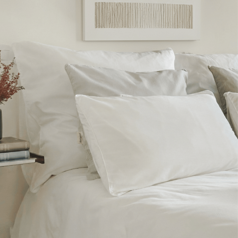 OEKO-TEX certified sustainable duvet cover in neutral tones made in Portugal