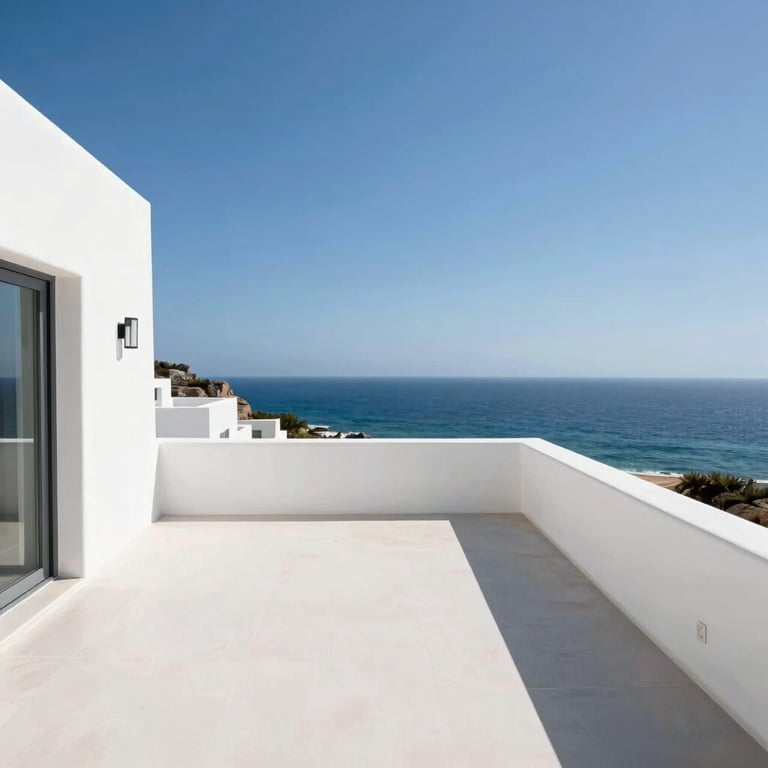 Terraço de moradia de luxo branca com vista para o Oceano Atlântico.
