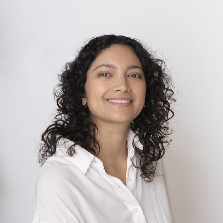 Carolina Vuotto farmacéutica terapeuta floral flores de bach astrología