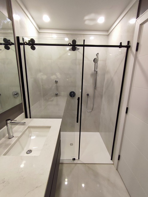 #APAMACONTRACTING #BURNABY #VANCOUVER #GLASSPARTITION