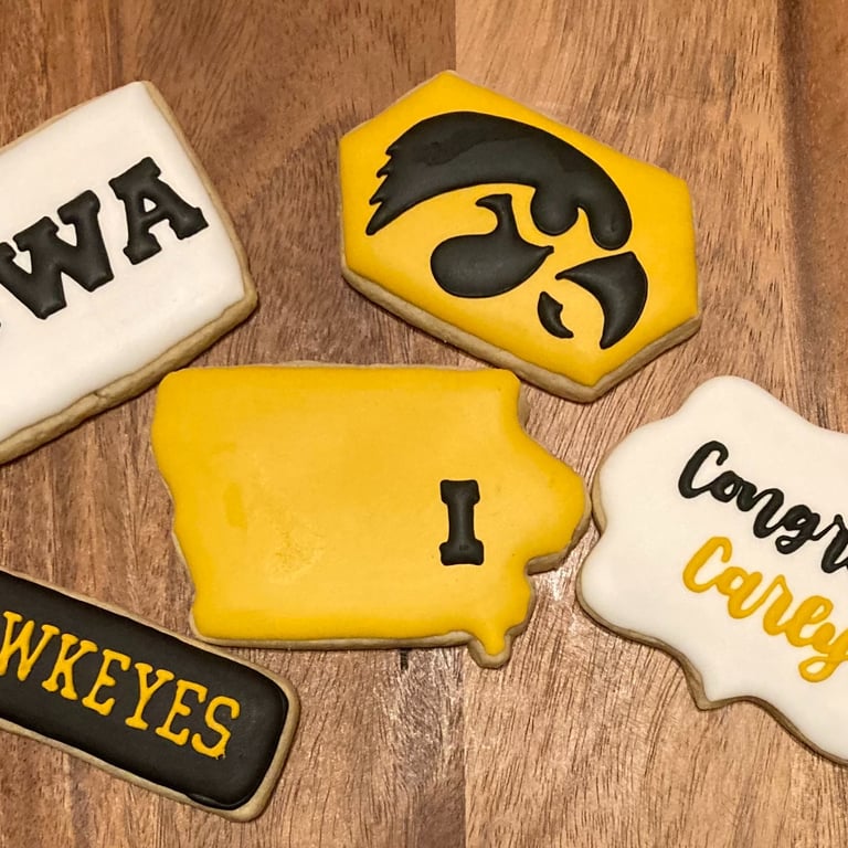 Graduation cookies; Iowa cookies; Hawkeyes cookies