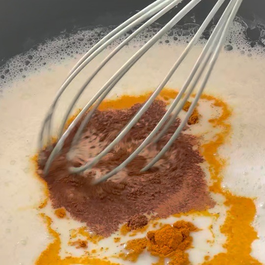 Mescola fino a ottenere un composto omogeneo