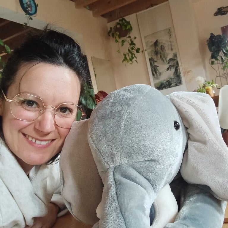 Natacha et Horton, l'éléphant qui se la coule douce !