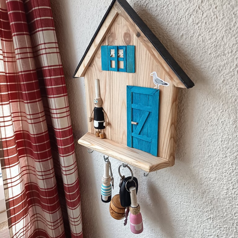 Accroche clefs maison bretonne et bigoudène en bois
