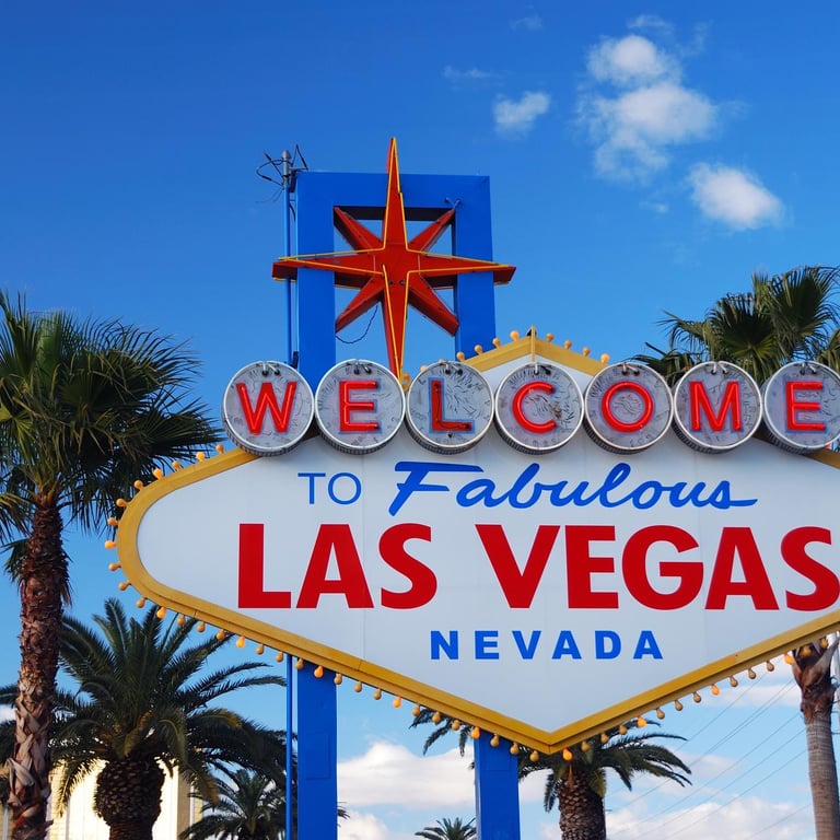 a welcome sign for the las vegas sign