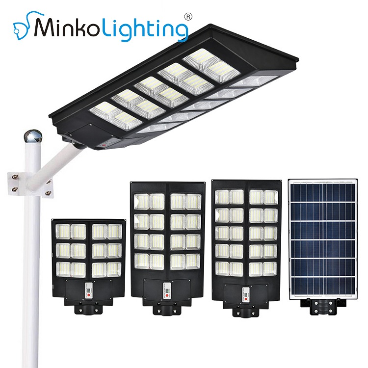 MNK-WL001A a solar powered street light with solar panels