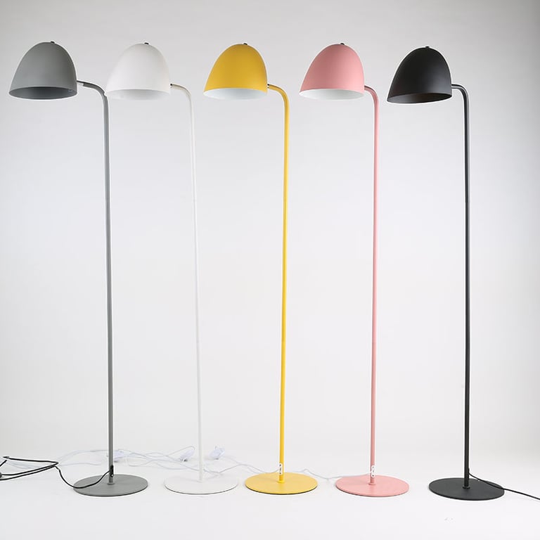 0640 Macron arc lampshade floor lamp