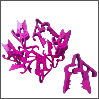 Rožinės spalvos kojinių segtukai