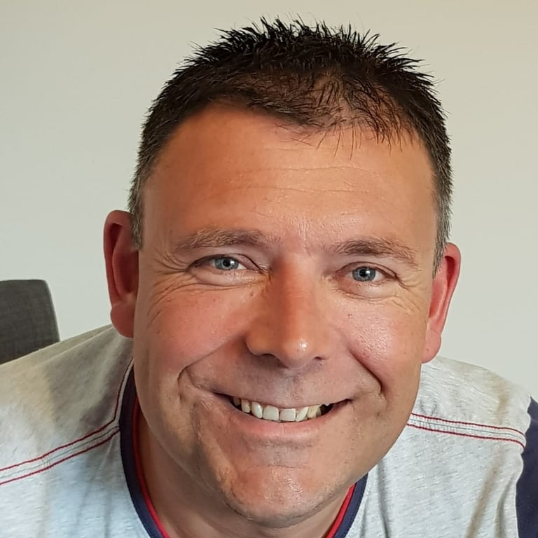 Paul Turner - CEO of Intelli.Jet