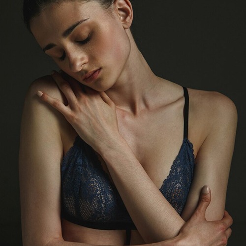 High-end-Retouching-Body-Retouching