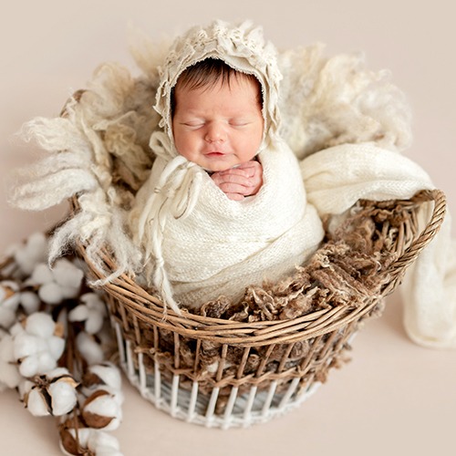 New-Born-Photo-Editing-Gentle-Color-Adjustment
