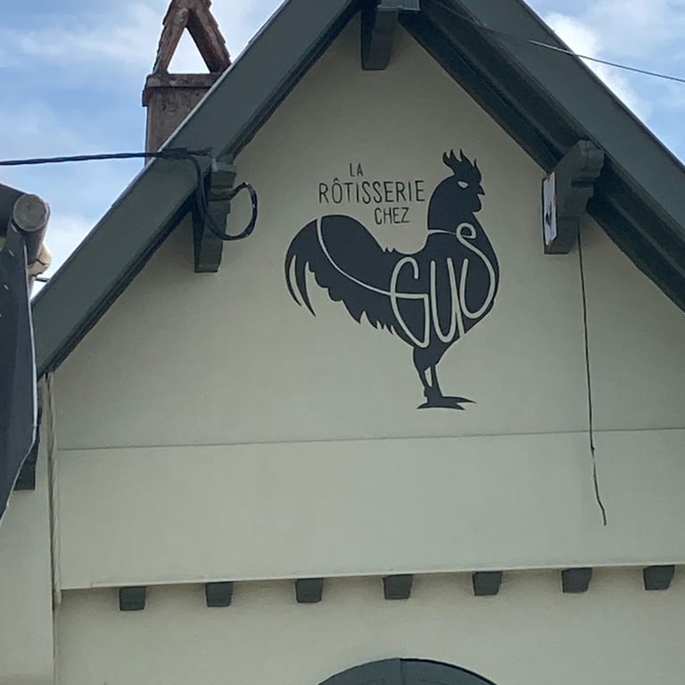 lettrage sur façade rôtisserie Chez Gus