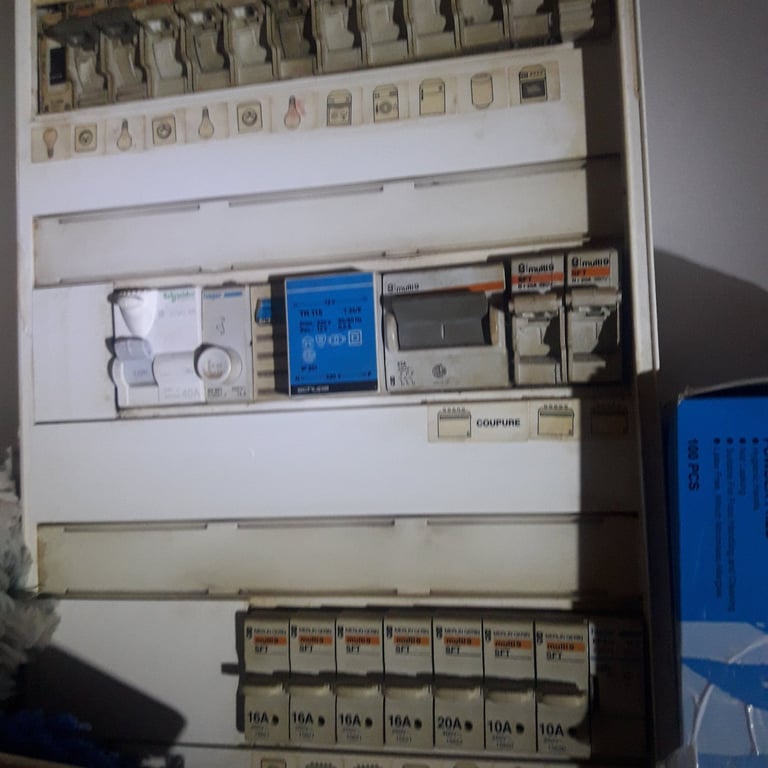 Kris'Elec - Electricité panneaux photovoltaïques lorgues