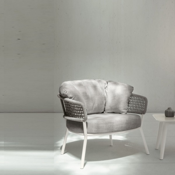 Custom outdoor lounge chair by luxury furniture manufacturer Craftnika