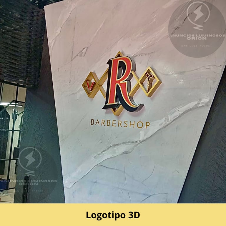Logotipo 3D simple en muro interior.