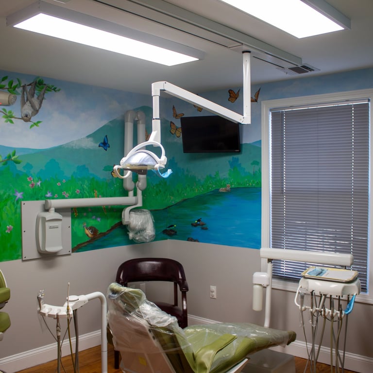 bespoke amazon mural by marcine for a pediatric dental office in monmouth county, nJ
