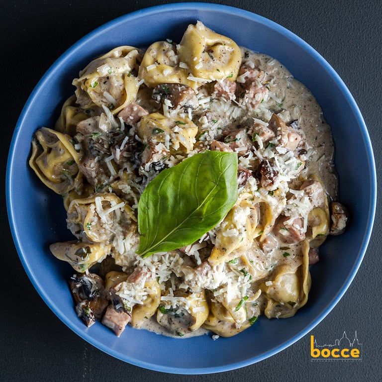 tortiglioni bocce with maltese sausage