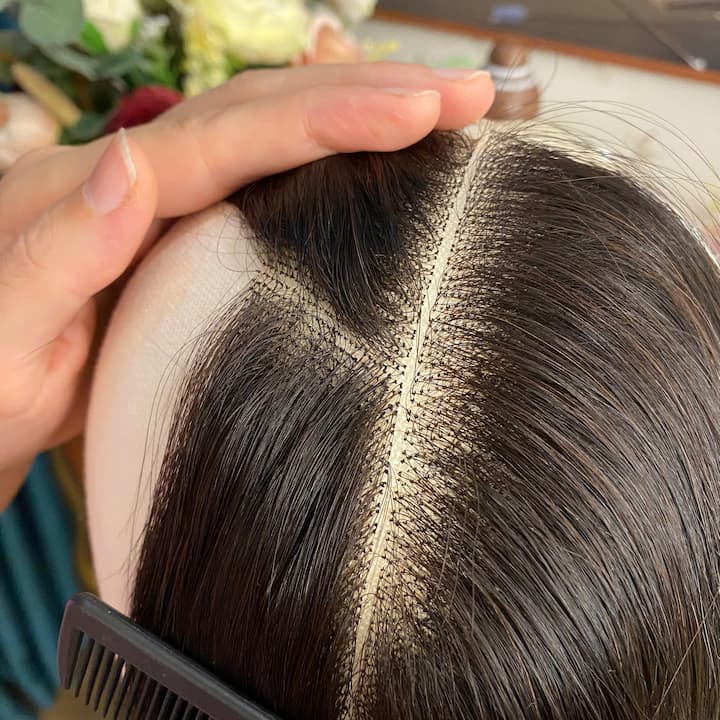 The denser and smaller the knots, the more natural and beautiful the hair looks