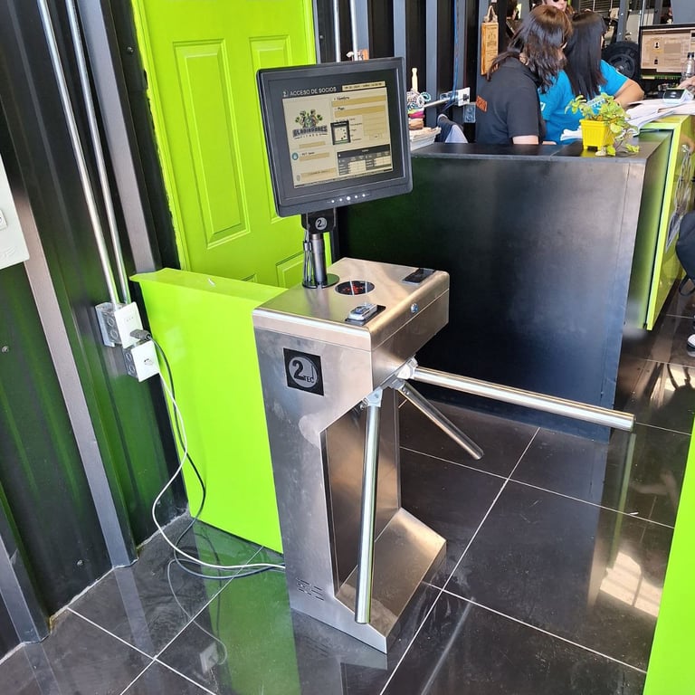 Torniquete para Gimnasio con CentralGym en su núcleo