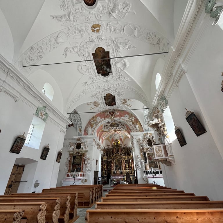 Inside the Leuk Ringackerkapelle