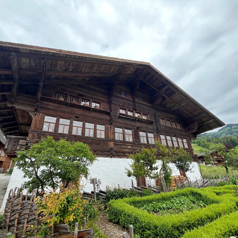 Traditional Chalet in Erlenbach im Simmental