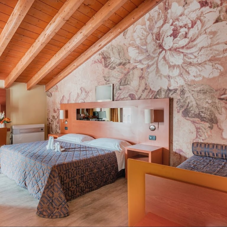 Stampa murale, decorazione interni, elegante e veloce