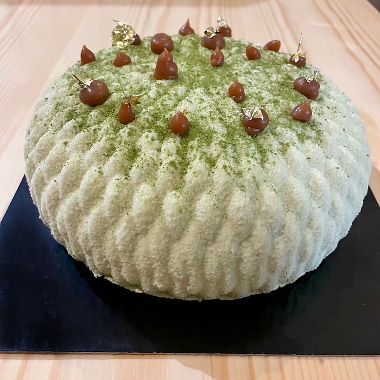 Entremet au thé matcha, caramel et feuille d'or / JCC Chef Pâtissier / Charolles 71 / Jean-Christian CHEVALIER