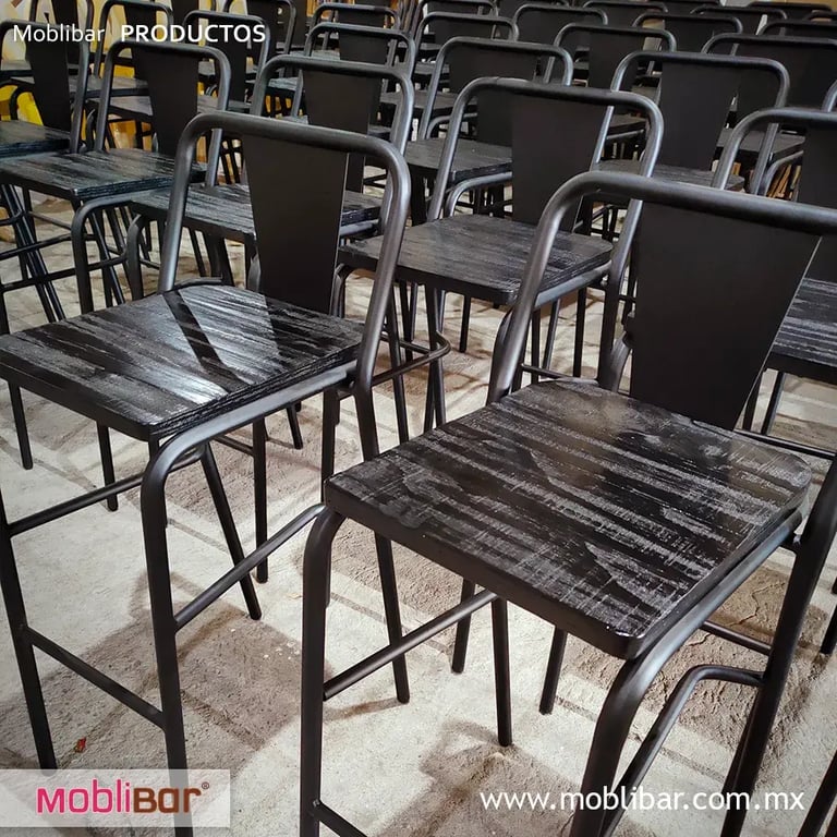 bancos de metal 