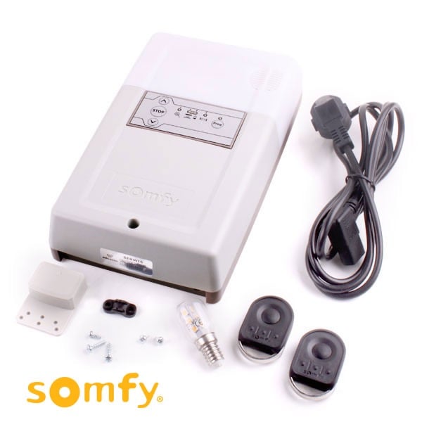 Boitier Rollixo Somfy pour motorisation et commande de porte de garage installé par LB Menuiserie