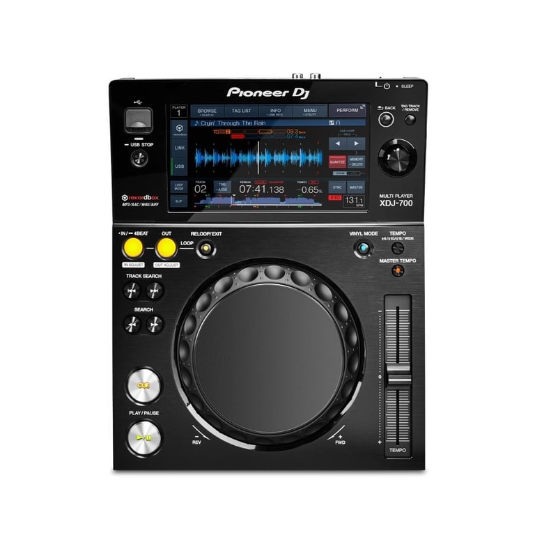 Vista superior del Pioneer DJ XDJ-700, reproductor DJ compacto compatible con rekordbox para cabinas DJ y eventos