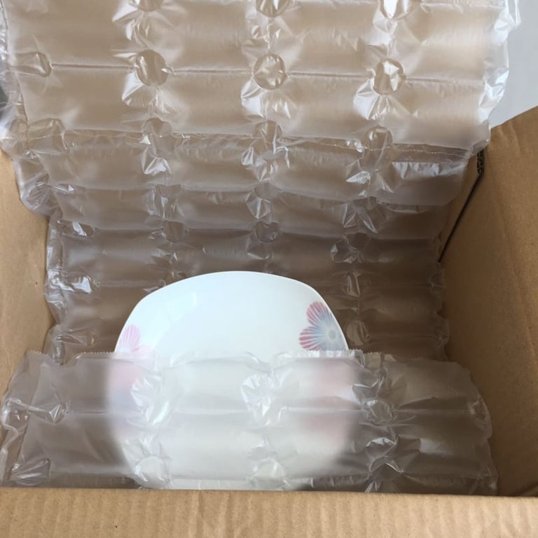 Gaisa burbuļplēves ruļļi iepakošanai