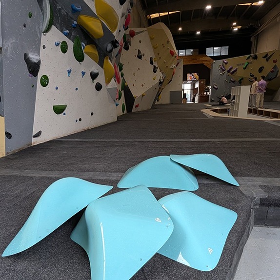 macro escalada ag holds route setting rocodromo