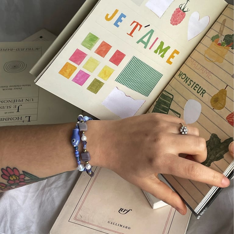 Bracelet artisanal en perles pastel – Ysalie