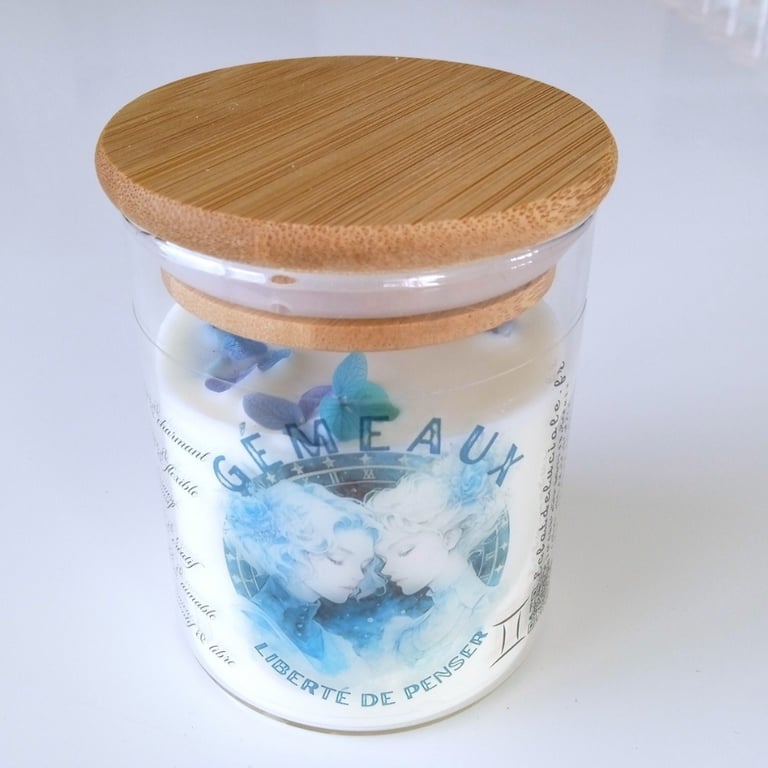 Collection of zodiac sites of scented candles with birthstone of the decan