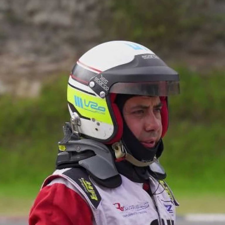 Andrés Donoso Piloto