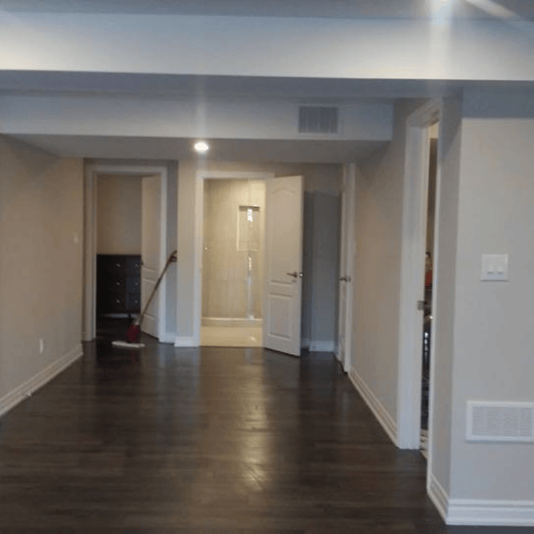 Move-in and move-out cleaning for empty homes in Durham Region