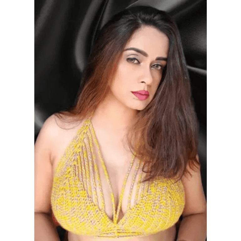 Nancy S: The Crochet Designer Behind "KAURE" and "Hook me Up"