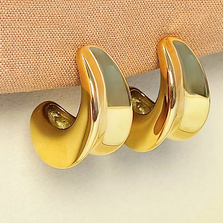 gold plated hoop earrings