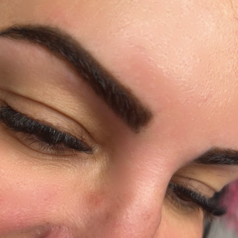Brow Wax Tint made by destheticsalon