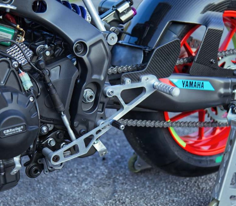 Yamaha R9 rearsets