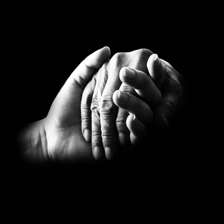 donner la main, soutenir, venir en aide, présence