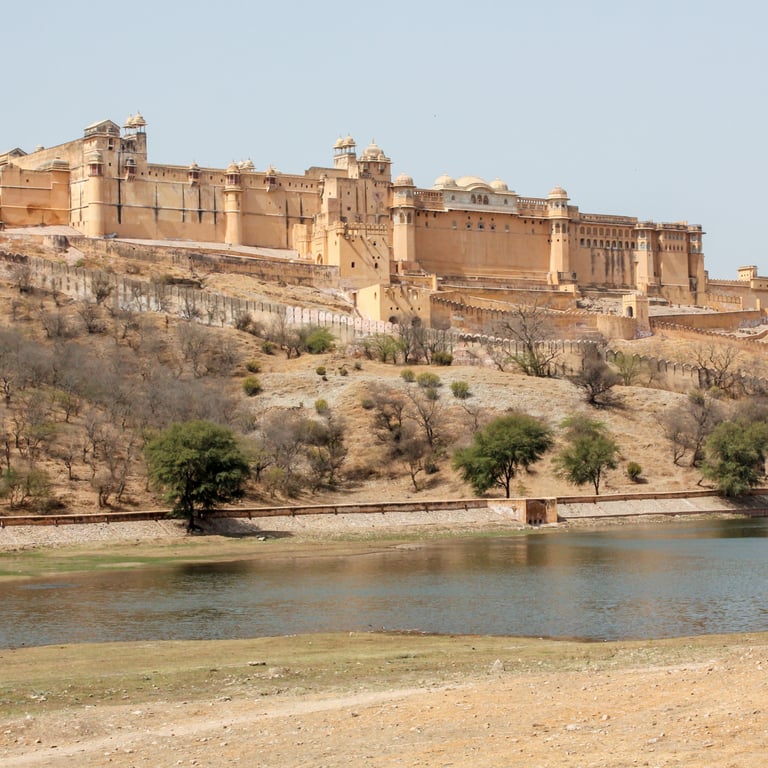 amber-fort-tour-guide.jpg