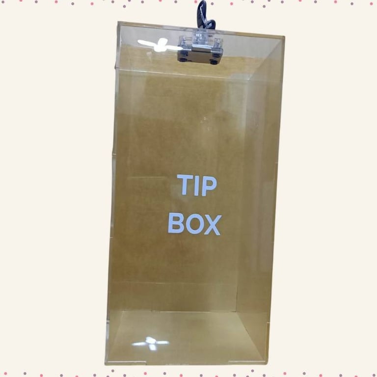 Clear Acrylic tip Box with Lock