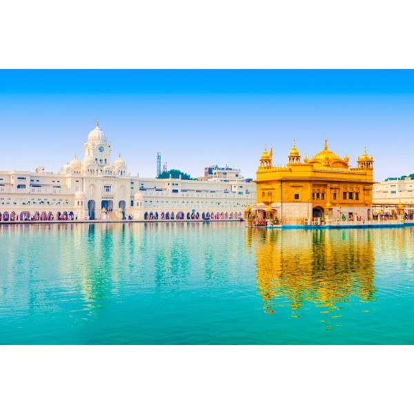 a golden temple Amritsar in india