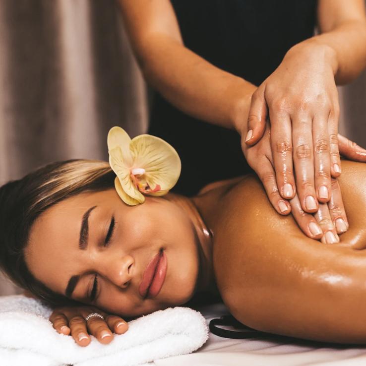 Traditional Balinese massage for full body relaxation in Seminyak