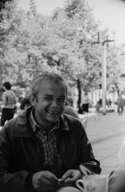 Gintaras Patackas, 1985 metai. Kavinė Laumė